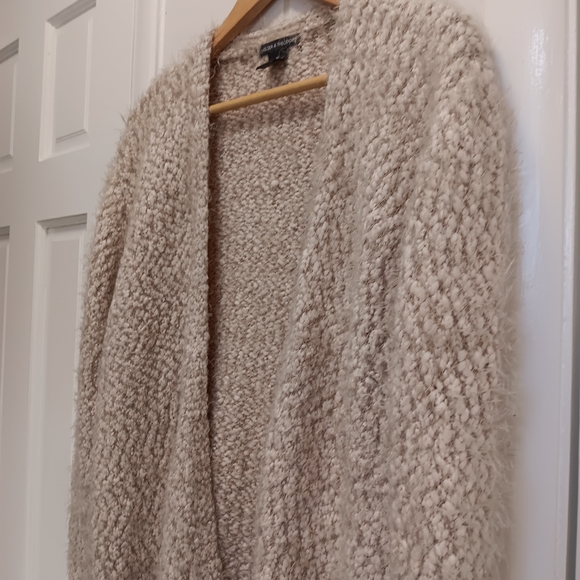 Cardigan - Picture 2 of 5